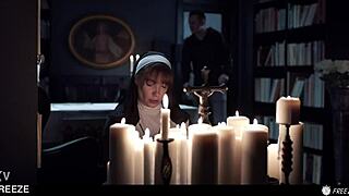 Biarawati rambut merah Rusia dibekuin waktu buat oral kasar dan creampie sama Sata Jones, boneka hidup telan cum mesum