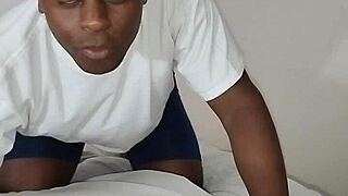 this toothbrush gives me that sheer com 1 vibe every time