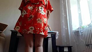 girlfriend leaves for store and her mother straps on toy. she fucks me passionately with spanking in lesbian illusion girls scene.