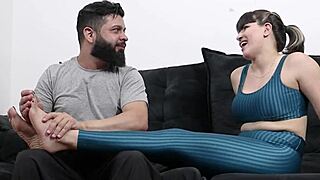Personal Trainer Fucks Aluna's Asshole in Front of Cuckold Husband for Weight Loss Method with Creampie