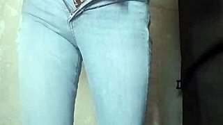 My teacher sends nudes looking sexy with tight vagina in teen 18+ style.