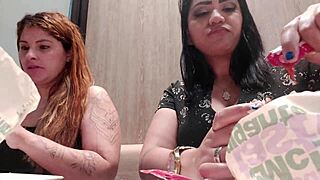 Peladinhas No Drive Thru Casadinhas Putas Dão Show No Mêqui E Segurança Quer Entrar Na Foda