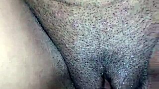 novinha adorou quando eu gozei no cuzinho dela