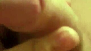 Intense Laba Masturbation Session with Bold Strokes