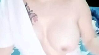 Thai cam live with nong yok fa on 2020-04-02