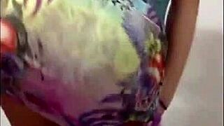 Twerking girl dances