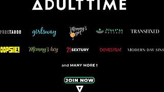 Stepmor-jente episode: Rampete Kimmy Kimm lærer tennis for crush stepmamma Romi Rain 😏