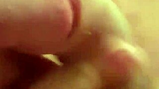 Intense Laba Masturbation Session with Bold Strokes