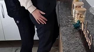 I can't even rest during breakfast as stepdaughter with curvy body rides in doggystyle for creampie.