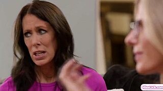 Stepdaughters get pussy licked and facesat by stepmoms!