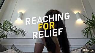 gorgeous nymphet helps old guy relax by riding cowgirl 😏 then gets pussy licked as wet reward 🔥