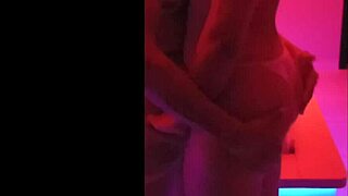 Why Kiss Lover In Front Of Husband - Doutora Liberadaa