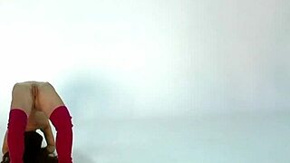 hey, check out anna ocean as a hot gymnast brunette with small tits doing flexible stretches