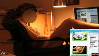 Mexicana performs on webcam in free Latin video.