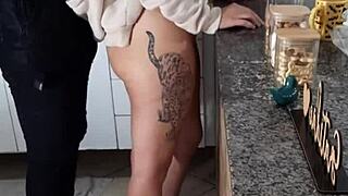 I can't even rest during breakfast as stepdaughter with curvy body rides in doggystyle for creampie.