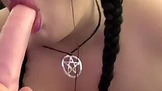 why does kandy kane deepthroat like a fat sri lankan housewife whore?