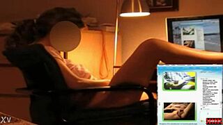 Mexicana performs on webcam in free Latin video.