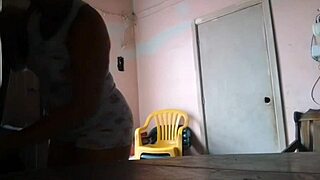 hey check this morena latina with gran culo seducing her padrastro 😏🍑