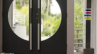 hey lets talk about horny girlfriend luring into bathtub fun with couple kissing and riding 😏