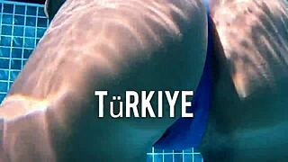 During my turkey vocation i compiled blowjob moments in bathroom with cumshots and handjobs.