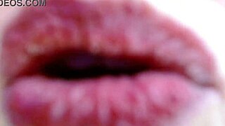 hey, how does dawnskye1962 make this giantess fetish video with her curvy hairy body so hot?