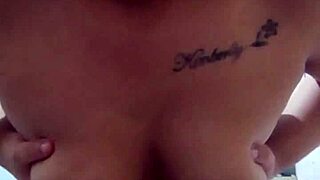 cheia de fogo na bucetinha i show off my big ass for the camera and touch myself sensually