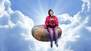 Hey, check out Granny Sky as the ultimate gilf cocksucker in this homemade mature blowjob scene.