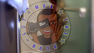 S4e19 roxxxie returns for interracial blowjob and wet pussy action