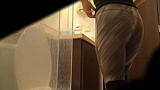 why is my argentinian stepsister milet peeing?