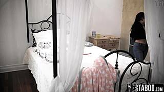 Desperate Filipina Milf Fucks Big Dick Stranger To Get Knocked Up