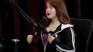 Como pensou no nome artístico, gosta de dançar pelada, tem medo de rede social e passou necessidade!