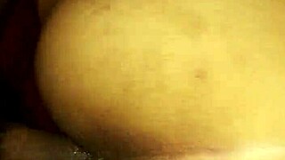 Asian couple does doggystyle sex with cum in mature pussy