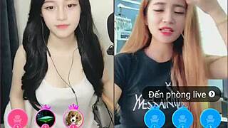 Two Cute Girls in Livestream Uplive Session