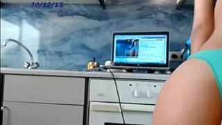 I feel so sexy as Dea squirts during my live streaming session