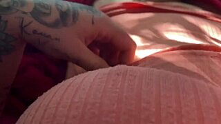 Whoa that brazilian teen stuffs four fingers deep in her tight pussy until she cums solo