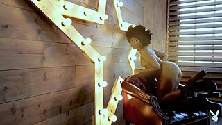 i'm ana foxxx in supernova pmv, strippin' and jerkin' off with clothes ripped