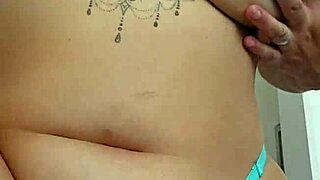 gosto que me fode arregaçando o meu cu assim 😈
