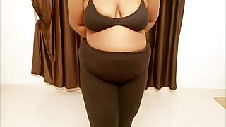 Look at this sexy Indian girl from Jharkhand showing off her big tits