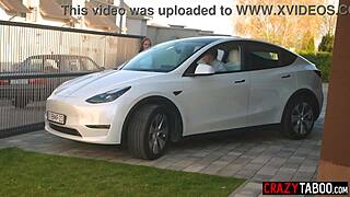 Horny Big Ass Teen 18+ Gets Ass Fucked Hard After Sloppy Blowjob