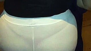 Madura Culona Walks in Street Wearing See-Through Leggings and Thong