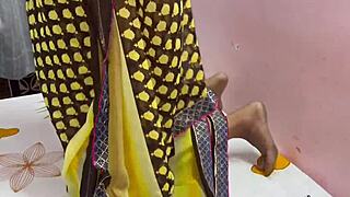 Desi bhabhi feels overwhelming passion in saree during intense dirty encounter