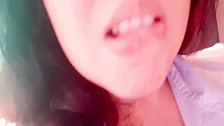 The Colombian neighbor masturbates outdoors hoping others watch her solo session