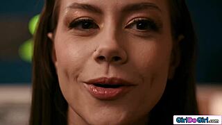 A petite 18+ busty stepmom experienced facesitting and oral release