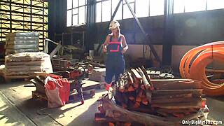 Shelby moon's huge natural boobs get playful at work