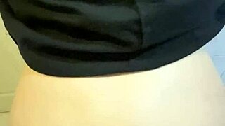 Horny hijab neighbor sneaks into parking lot for hidden homemade fucking session