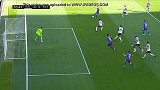 What was the highlight of Valencia CF facing FC Barcelona in that intense 2-4 match?