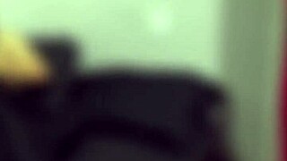 djrafa testing the couch and rating the tattooed newbie 😏💪