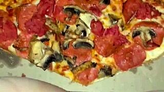 Craving Arabic teen's kinky food pussy play with ice cream?