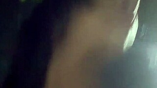 Negão pulled off the condom and creampied me right on the street 😈🍆