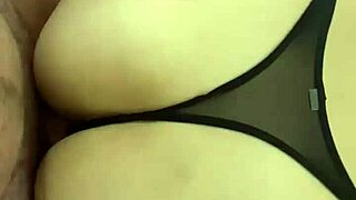 hey beautiful thai teen wanna see her pussy stretched wide?